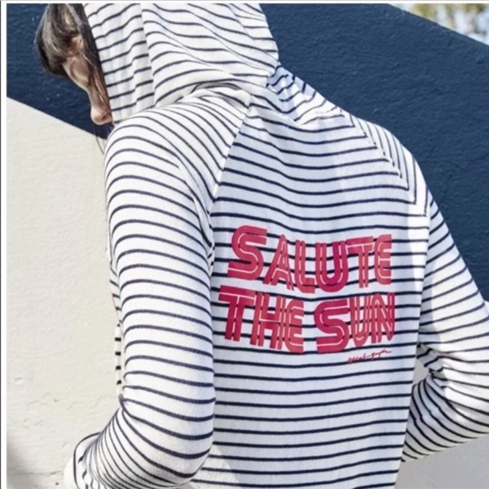 ☀️Spiritual Gangster Salute The Sun Hoodie BNWT☀️